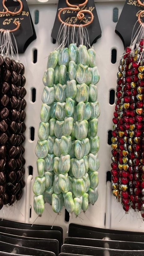 Rutkovsky Tulip Beads 16x11mm